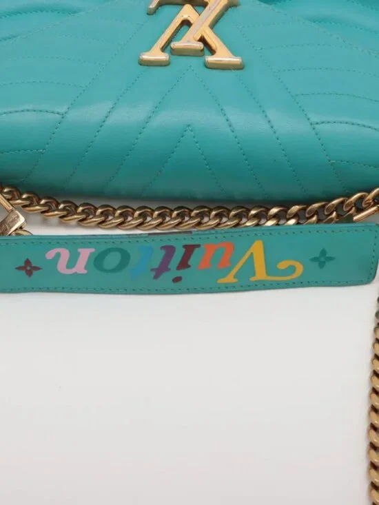 Louis Vuitton New Wave Chain Bag MM Tiffany Blue - Picture 5 of 13